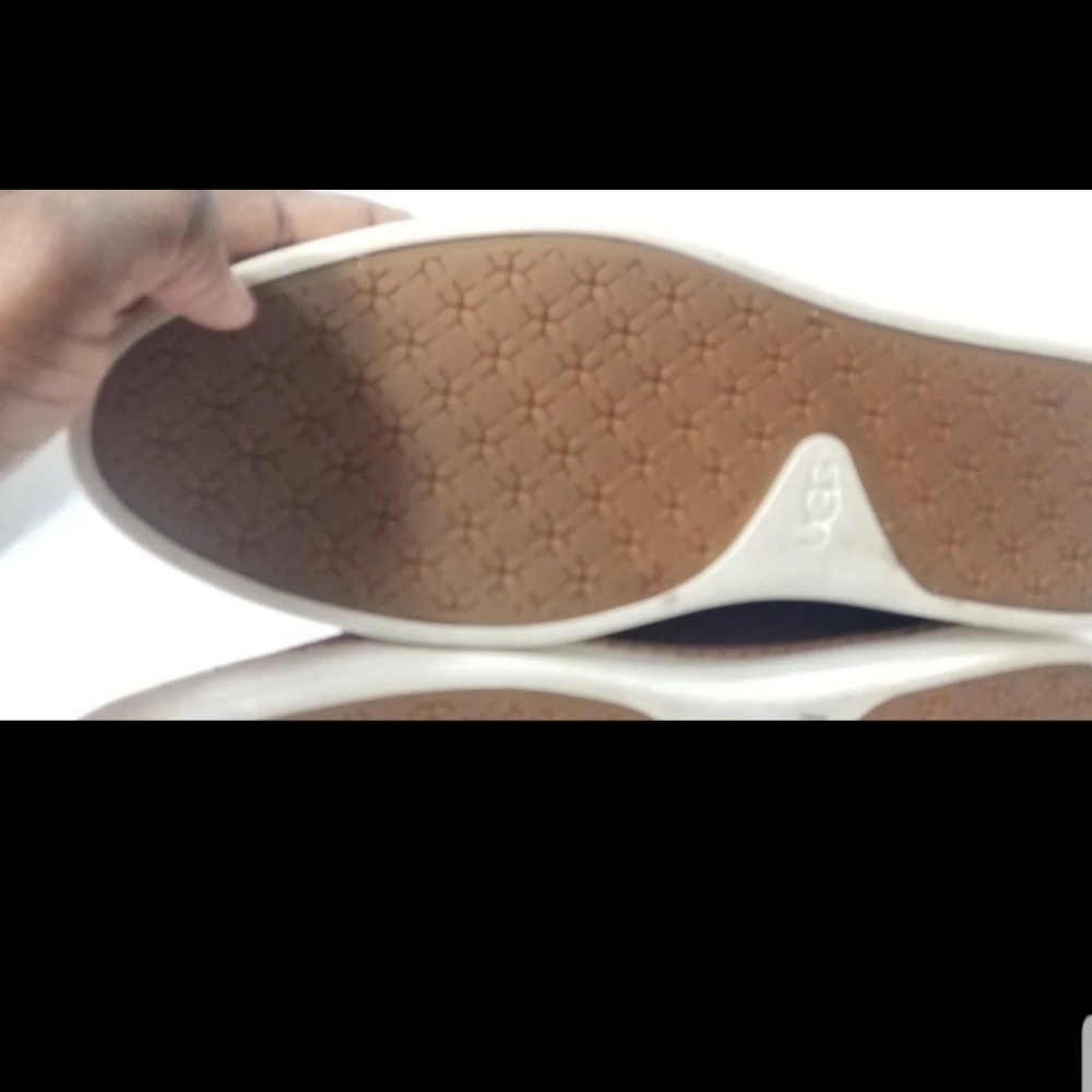 Ugg Sammy Slip on Shoe's Size 12 - Picture 5 of 8